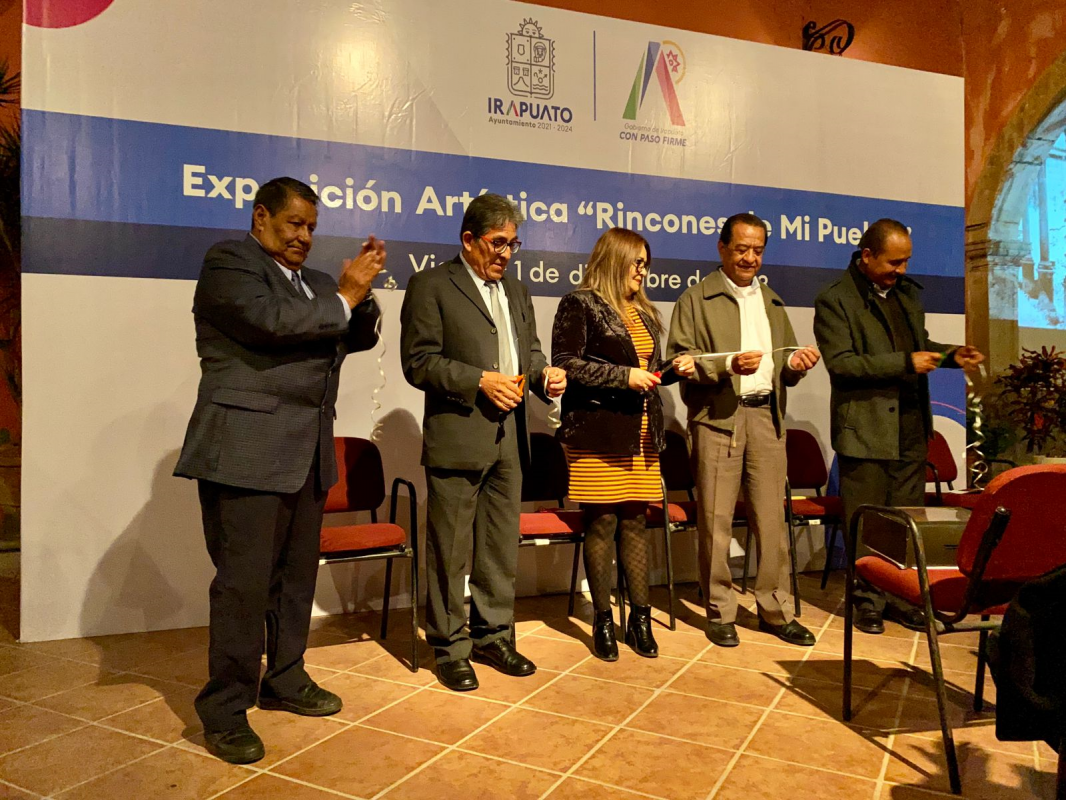 Se inaugura exposición “Rincones de mi pueblo” 